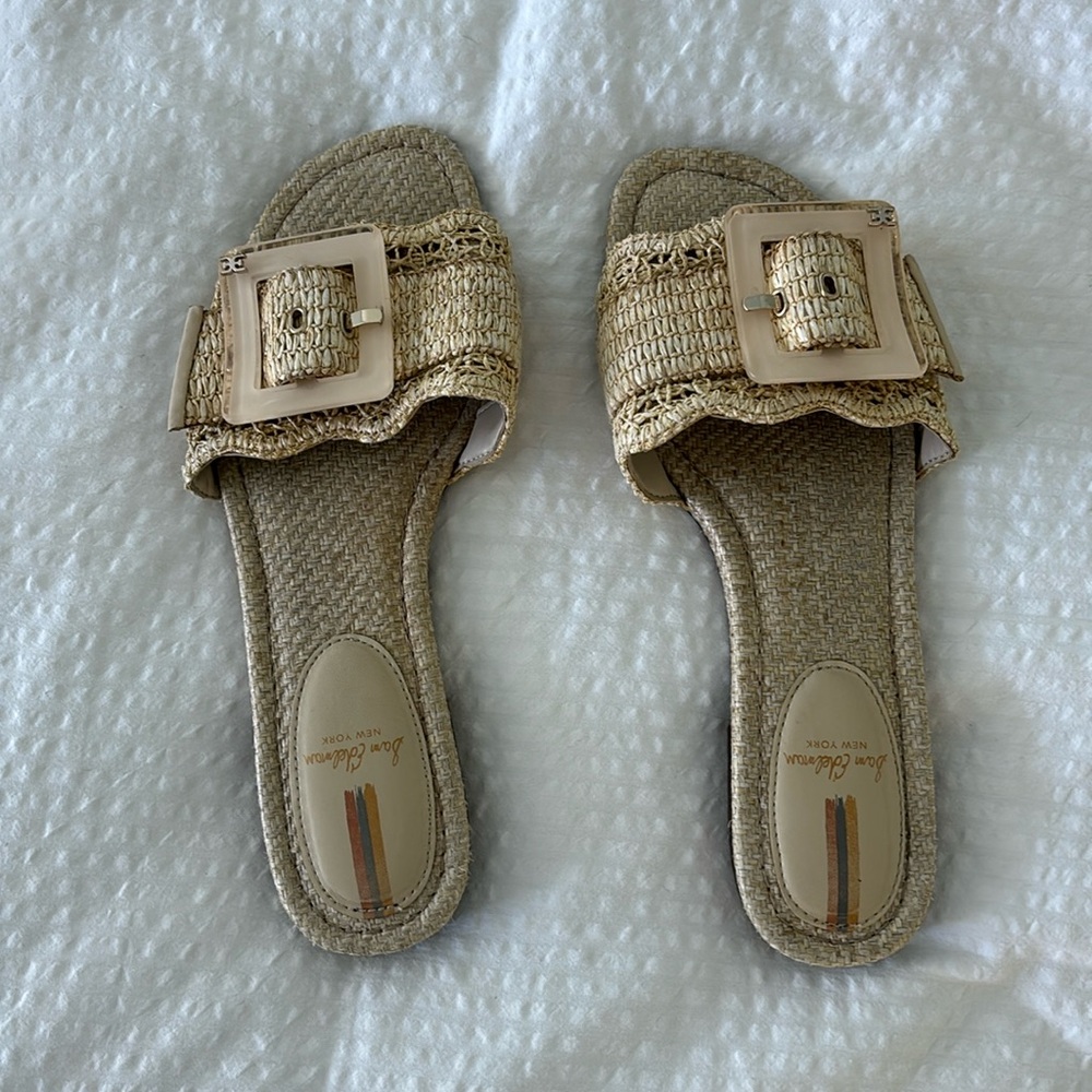 Women’s sandals